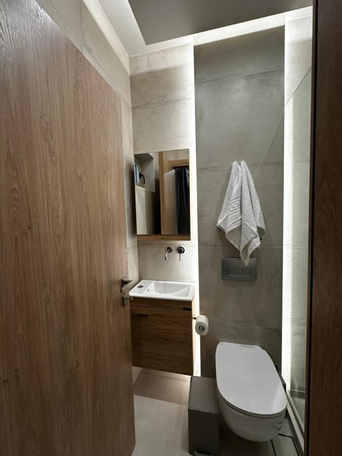 Aktaion Apartment *